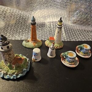 Lot of 6 Pieces collection of miniature lighthouses and thimbles